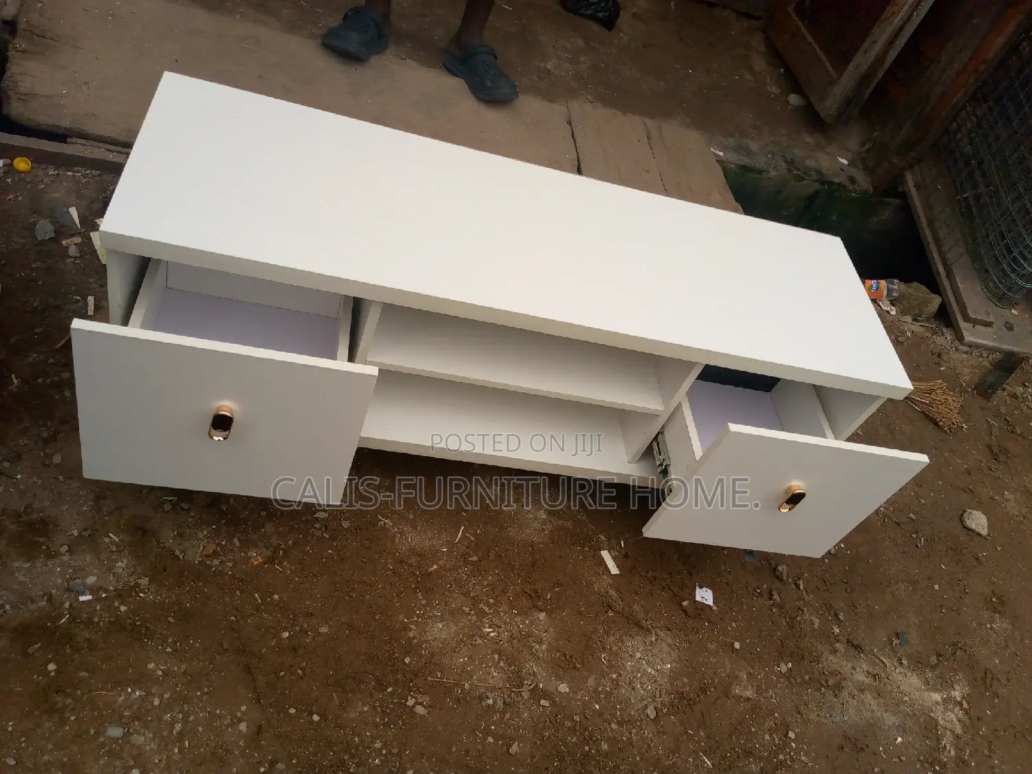 4ft TV Stand