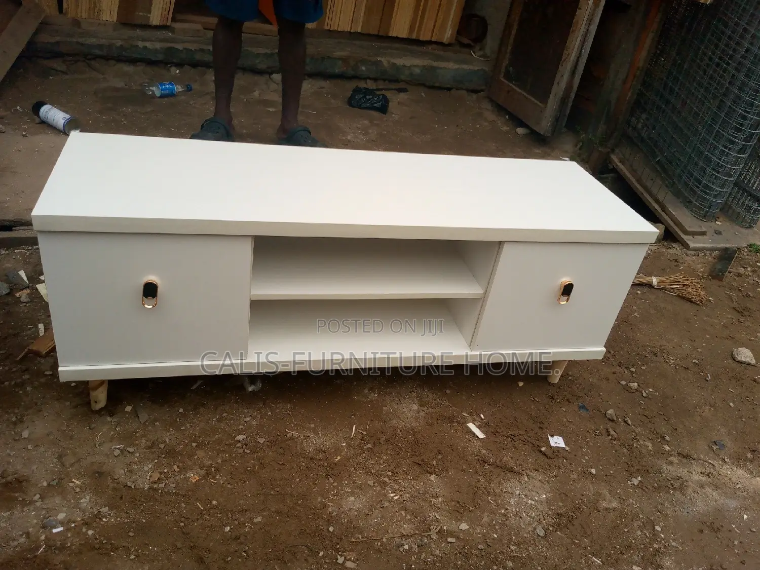 4ft TV Stand