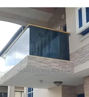 Modern Glass Balcony System (10mm Toughen Glass)