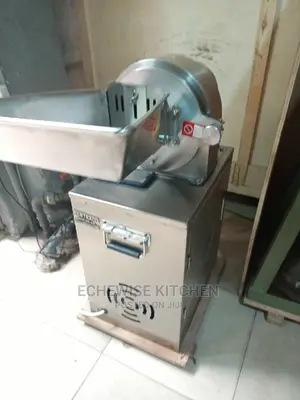 Powder Grinding Machine