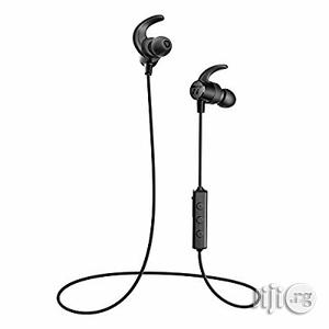 USA Taotronics Bluetooth Sport Magnetic Earphone Built in Mic 7 Hours