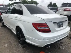 Mercedes-Benz C300 2012 White