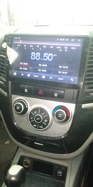 Hyundai Santa Fe Android Navigation System Camera