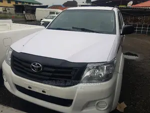 Toyota Hilux 2.7 VVT-i 4X4 SRX 2012 White