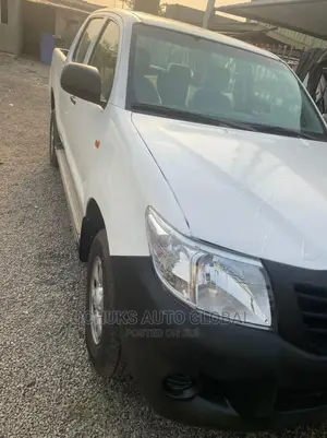 Toyota Hilux 2.7 VVT-i 4X4 SRX 2012 White