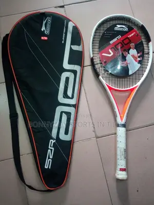 Professionnal Graphite Slasanger Lawntennis Racket