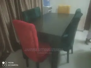 Beautifully Made 6 Sitters Dinning Set