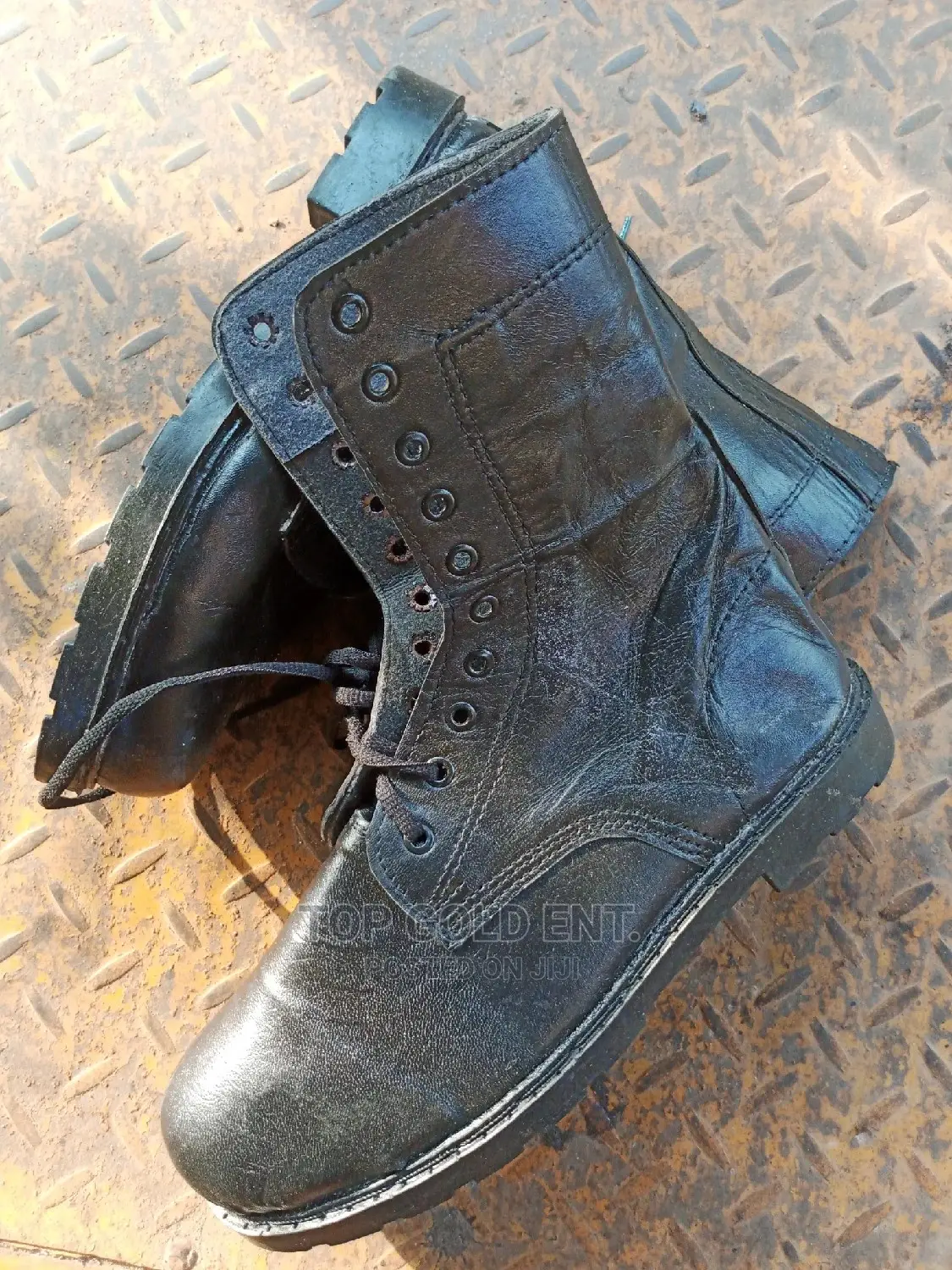 Leather Security Boot.