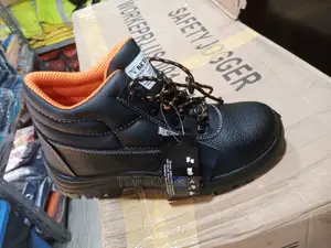 Beta Safety Boot