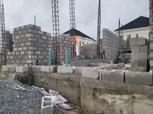 Civil Engineer / Building Contractor