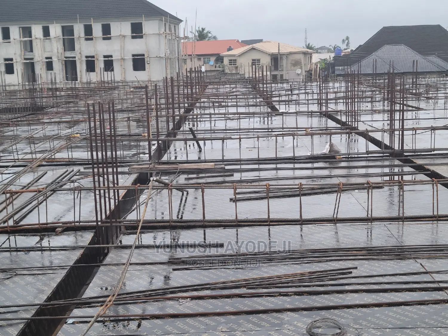 Civil Engineer / Building Contractor