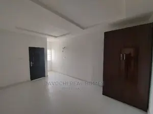3bdrm Duplex in Immediately After, Lekki for rent