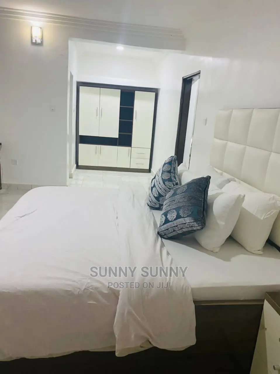 Studios/One Bedroom