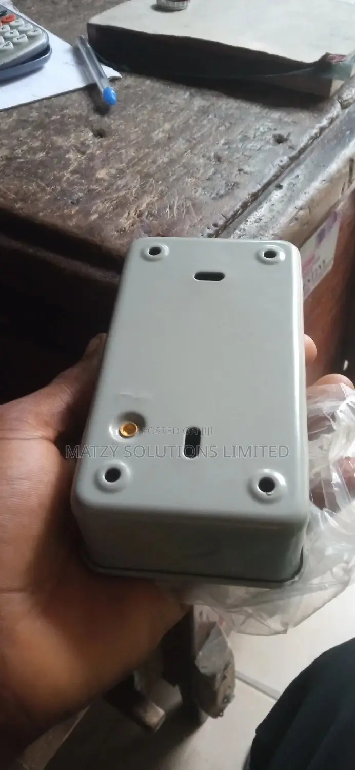 13A Double Socket Metal