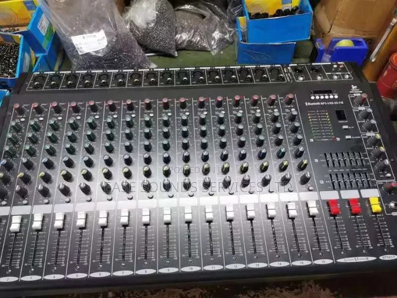 16ch Mixer/Amplifier (Powered)