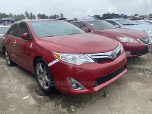 Toyota Camry 2012 Red