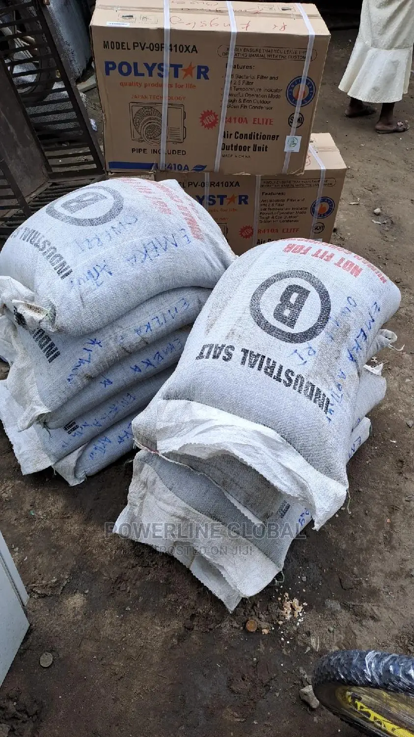 Industrial Salt for Earthing Against Thunder/ Lightning.