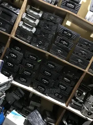 All Kinds of Mercedes Benz Radio Are Available