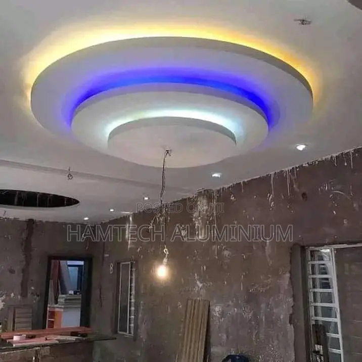 P.O.P Tv Console An Ceiling