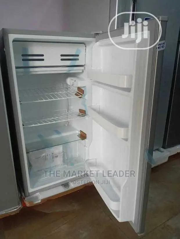Scanfrost 92 Bedside Fridge 100 Ltrs in Ibadan Kitchen Appliances