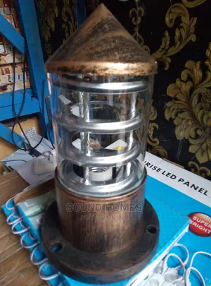 Reflector Gate Lamp