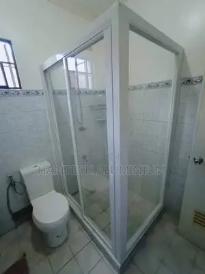 Aluminium Shower Bath With Tampered Glass