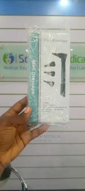 Fibre Diagnostic Otoscope With Metal Handle
