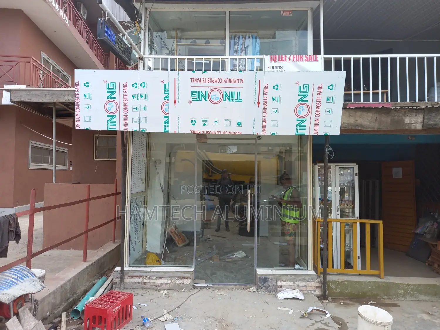 Just Build Aluco Bond and Frame Less Glass