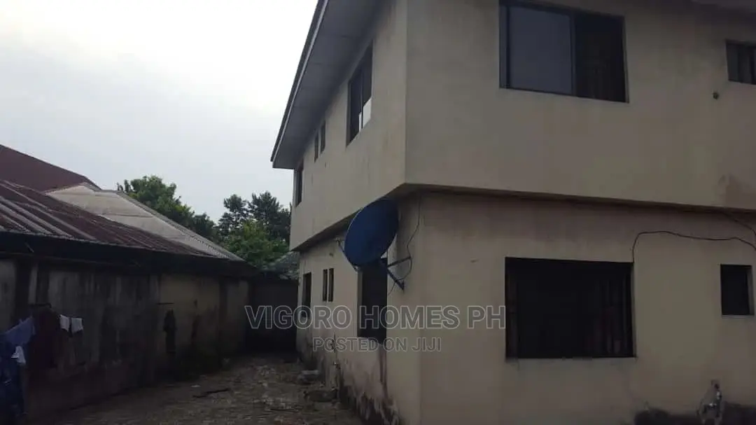 Furnished 2bdrm Block of Flats in Port-Harcourt for Sale