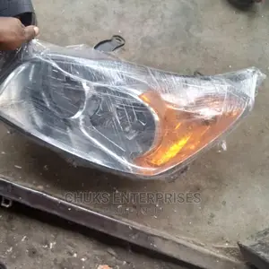 Toyota Rav4 2010 Headlight