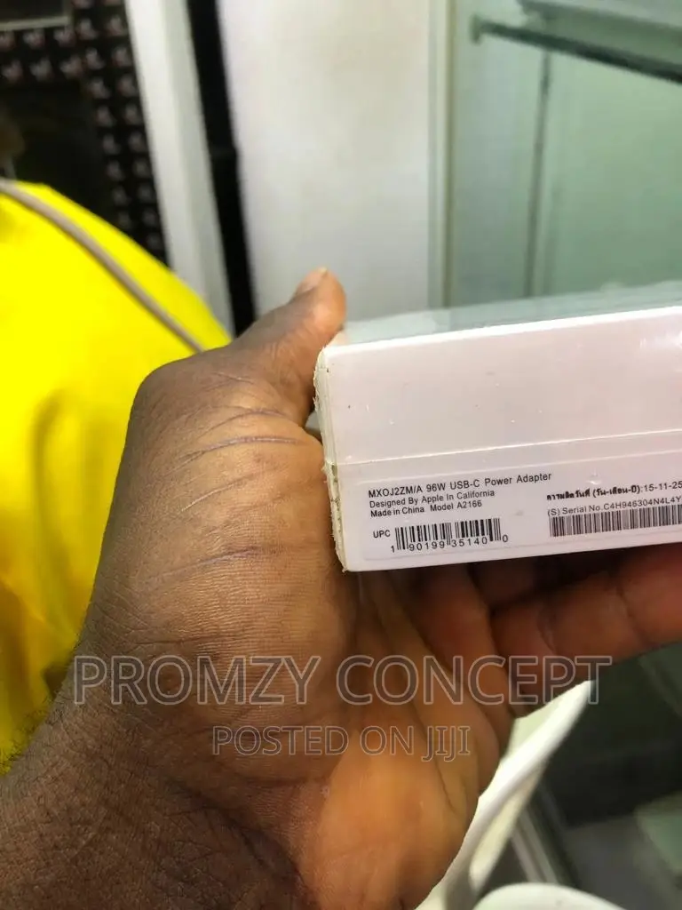 USB-C 96W Power Adapter