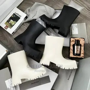 Quality, Fashionable Balenciaga Boots