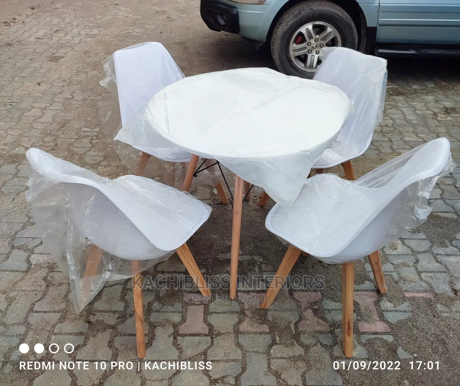 4 Seater Dinning Set