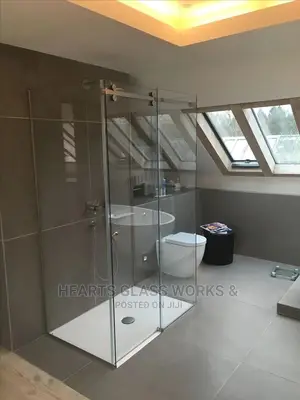 10mm Transparent Shower Cubicle 