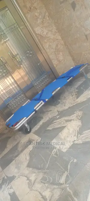 Hospital Foldable Stretcher