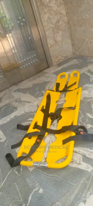 Lightweight Scoop Stretcher