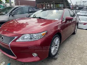 Lexus ES 2014 Red