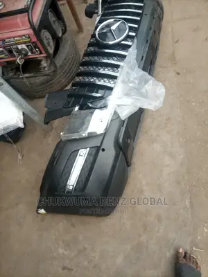 Fornt Bumper ML 2011 Model Brand New One