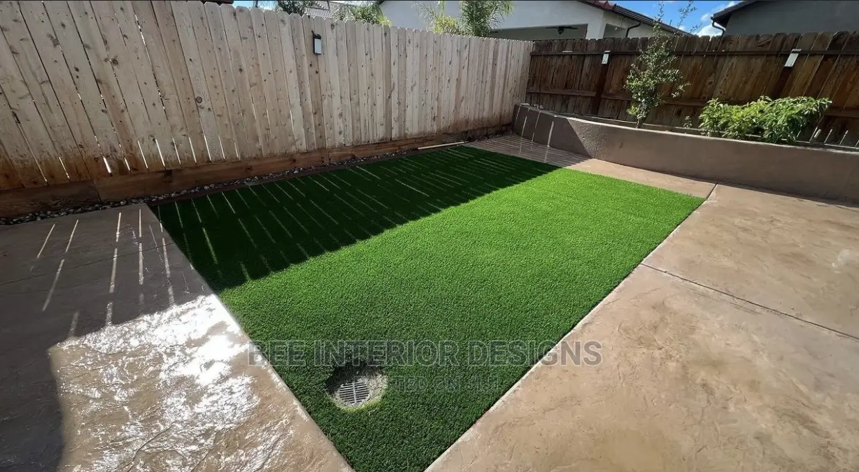 Synthetic Turf/Grass