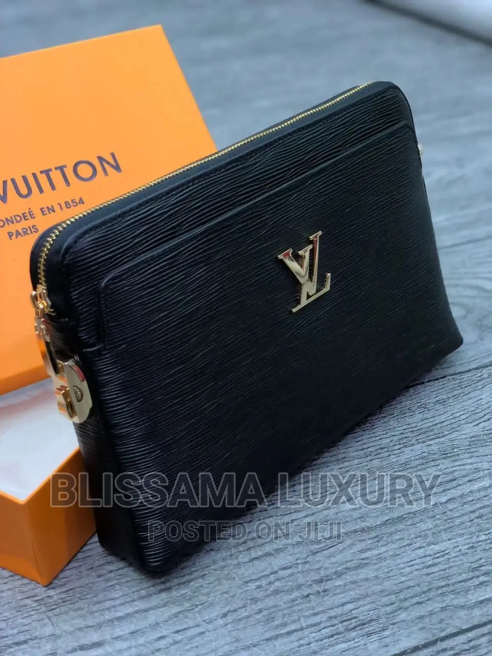 Louis Vuitton Armpit Purse