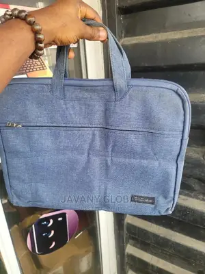 Clean Laptop Bags (For Different Laptop Sizes)