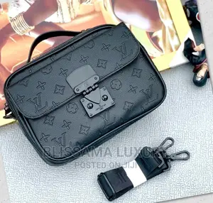 Quality Louis Vuitton Cross-body Bag
