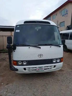 Rent Clean Ac Coaster Buses Within and Outside Lagos.