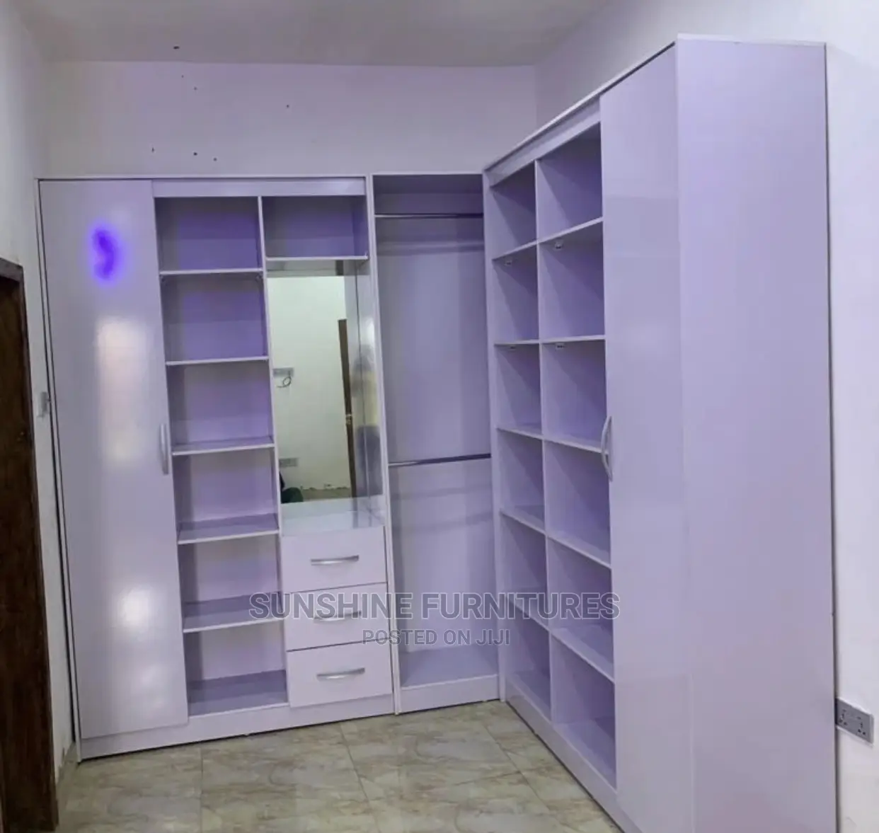 Walk-in Wardrobe