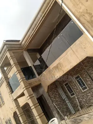 Frameless Hand Rails