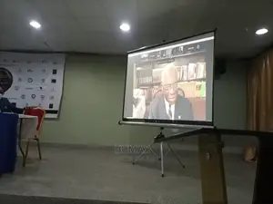 Zoom Live Streaming / Youtube and Facebook