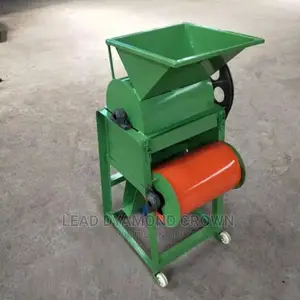 Groundnut/Peanut Peeling Machine