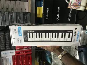 Alesis Qmini Midi Controller