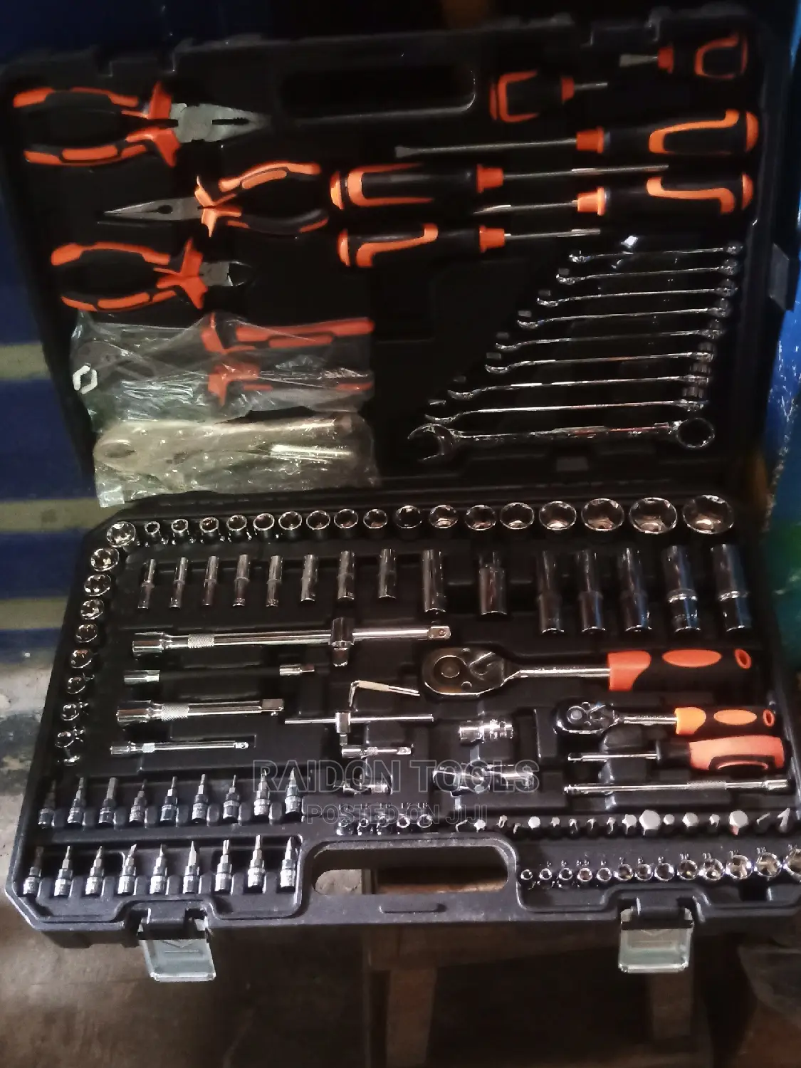 131 Piece Set of Socket