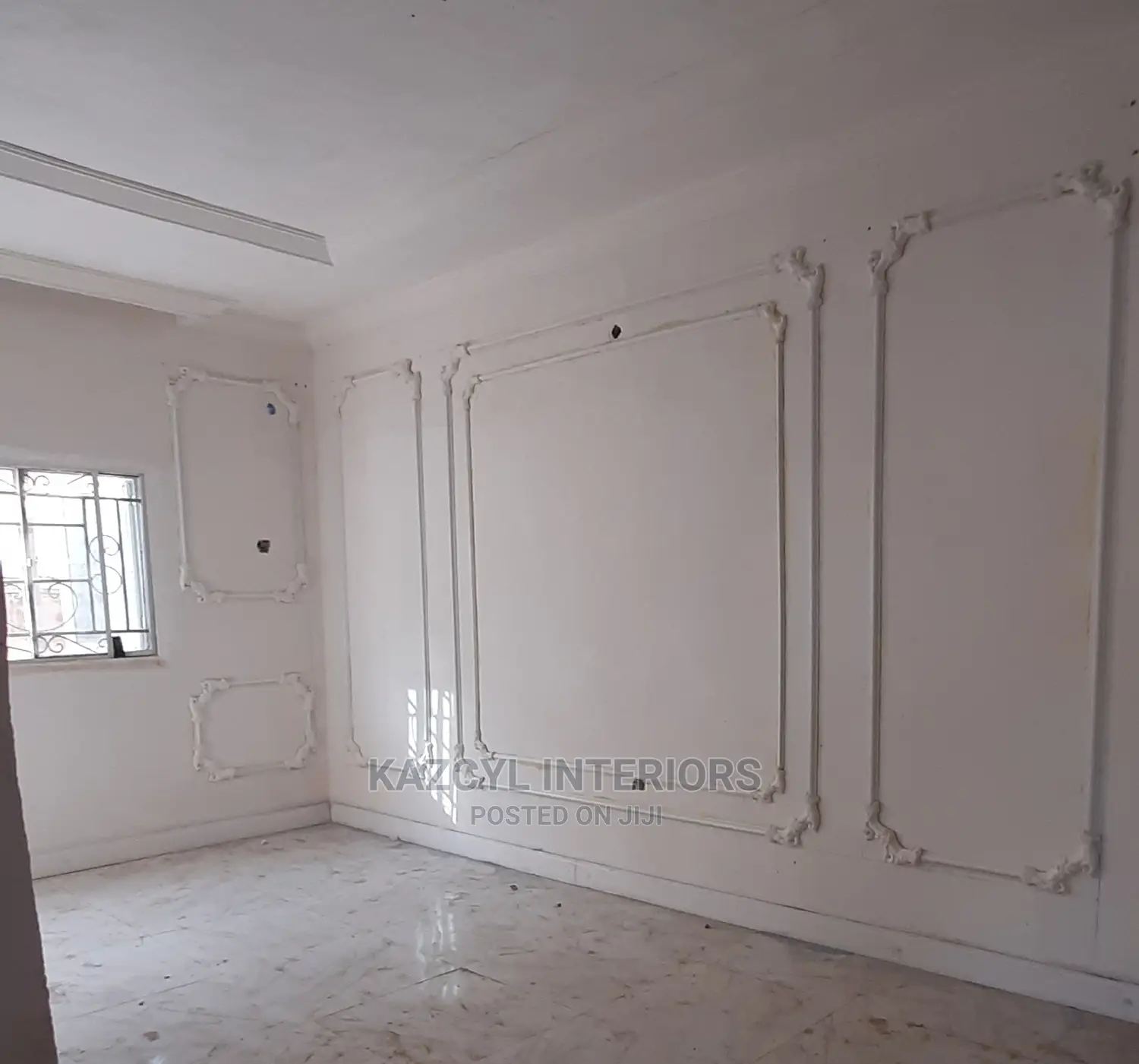 Wainscotting and Fibre Wall Columns